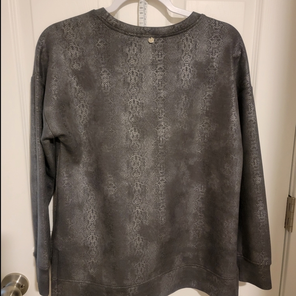 NWT Cable & Gage longsleeve  yummy sandwashed top sz XS - Picture 7 of 7